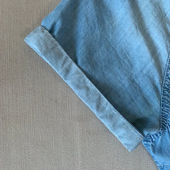 Anthropologie Cloth & Stone Chambray T Shirt Coastal Cowgirl Boho Chic Farmer - Picture 9 of 12